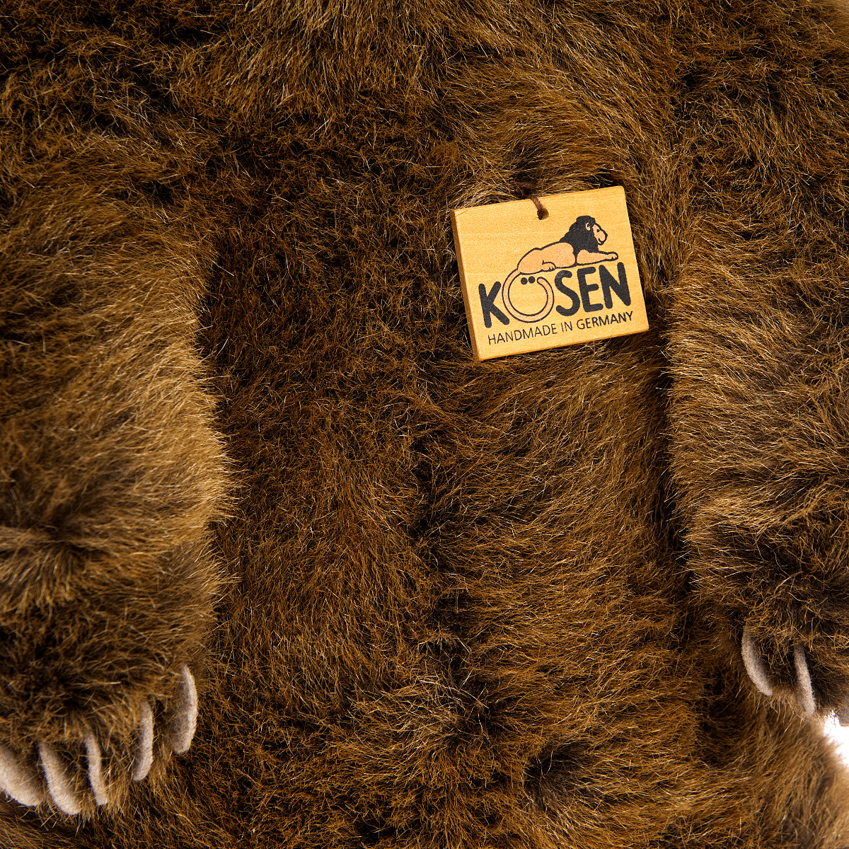 KÖSEN ‘Standing Brown Bear’ No. 4600, from Bad Kösen.