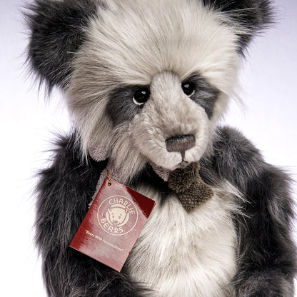 CHARLIE BEARS 'Tully' Panda CB171717 – 2017 Plush Collection designed by Isabelle Lee