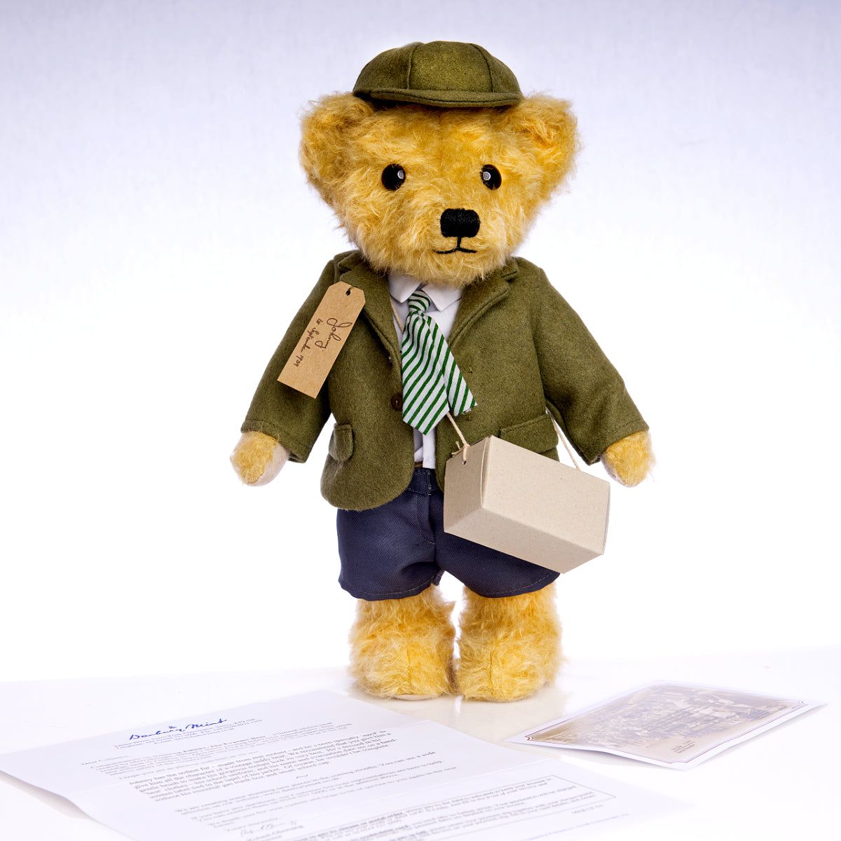 MERRYTHOUGHT 'Johnny The Evacuee Bear' Limited Edition - exclusive Danbury Mint