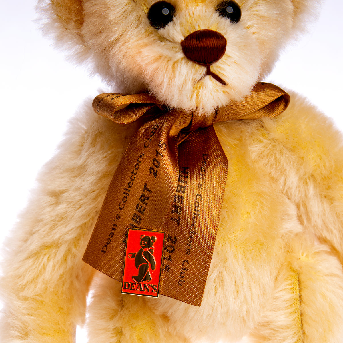 DEAN'S RAG BOOK Co. 'Hubert' - Collectors Club Membership Bear 2015