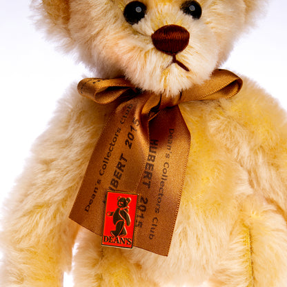 DEAN'S RAG BOOK Co. 'Hubert' - Collectors Club Membership Bear 2015
