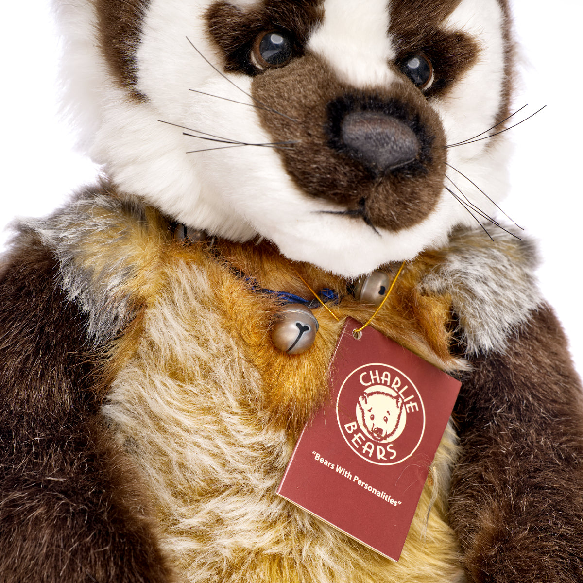 CHARLIE BEARS 'Gordon' Badger - 2014 Plush Collection by Isabelle Lee - CB141470