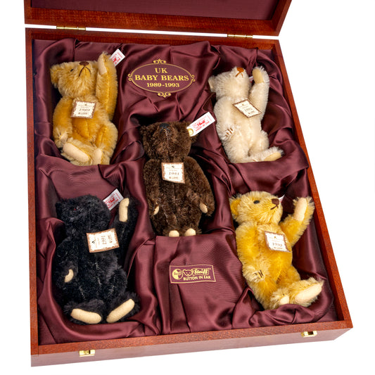 STEIFF British Collectors 'UK Baby Bear Set 1989–1993' - White Tag 654497