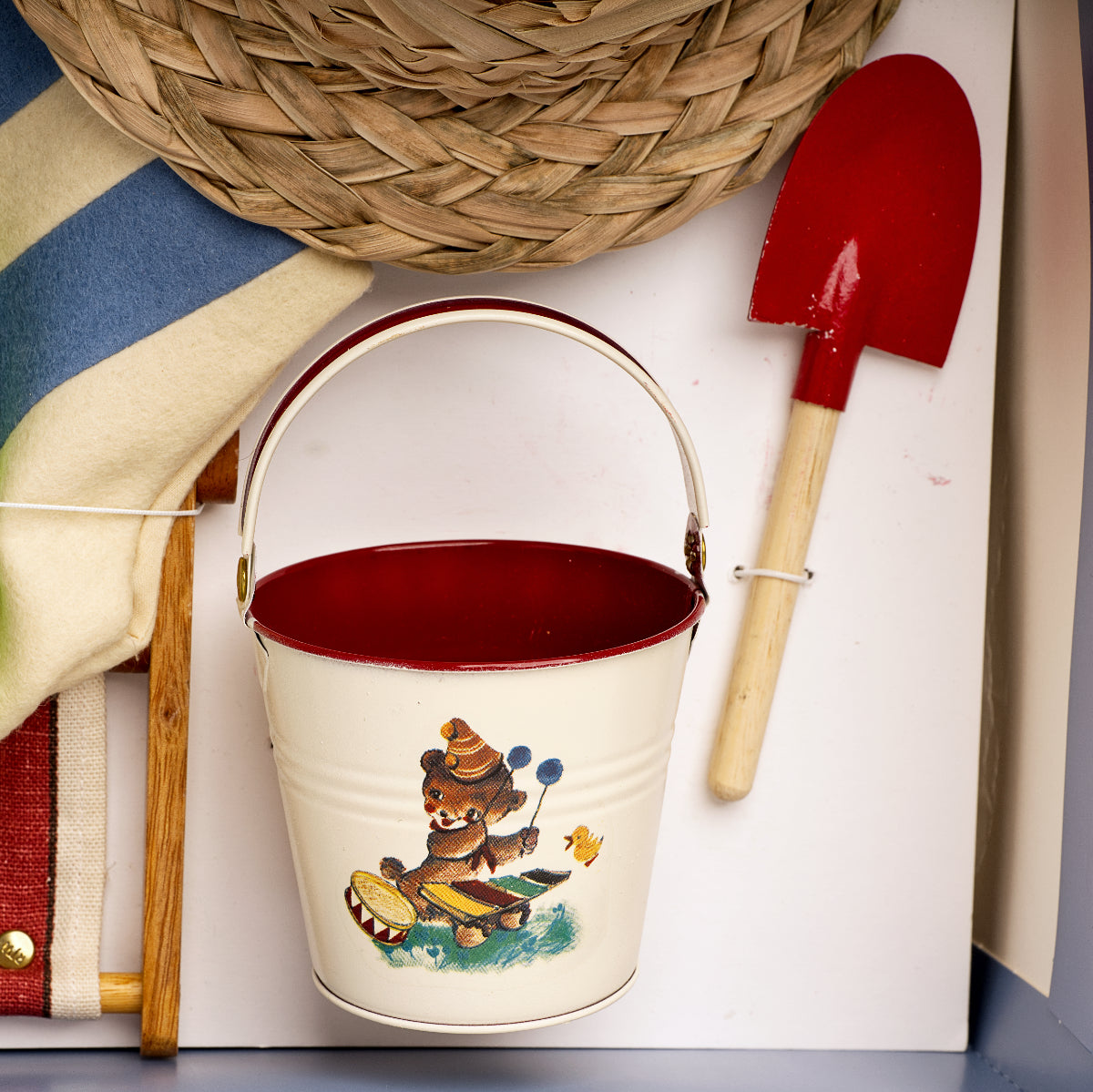 R. JOHN WRIGHT 'Paddington at the Beach' Accessory Set for his Paddington Collection – Limited Edition, Unused