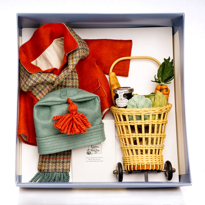 R. JOHN WRIGHT 'Paddington Goes to Market' Accessory Set for his Paddington Collection – Limited Edition, Unused