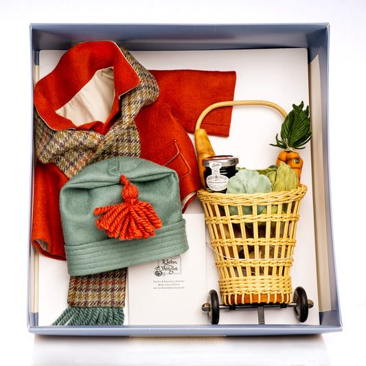 R. JOHN WRIGHT 'Paddington Goes to Market' Accessory Set for his Paddington Collection – Limited Edition, Unused